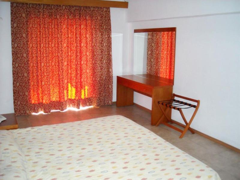 Thalia Hotel Πεύκος Εξωτερικό φωτογραφία
