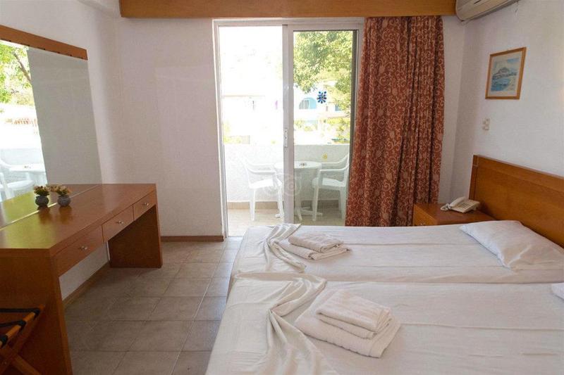 Thalia Hotel Πεύκος Εξωτερικό φωτογραφία