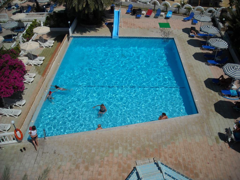 Thalia Hotel Πεύκος Εξωτερικό φωτογραφία
