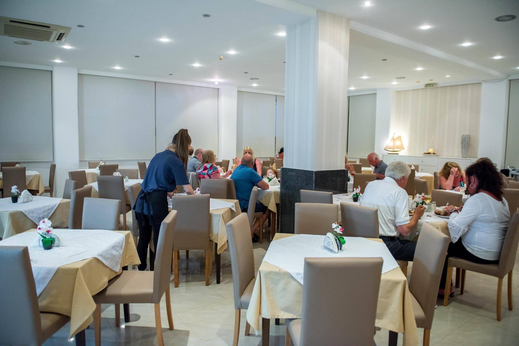 Thalia Hotel Πεύκος Εξωτερικό φωτογραφία