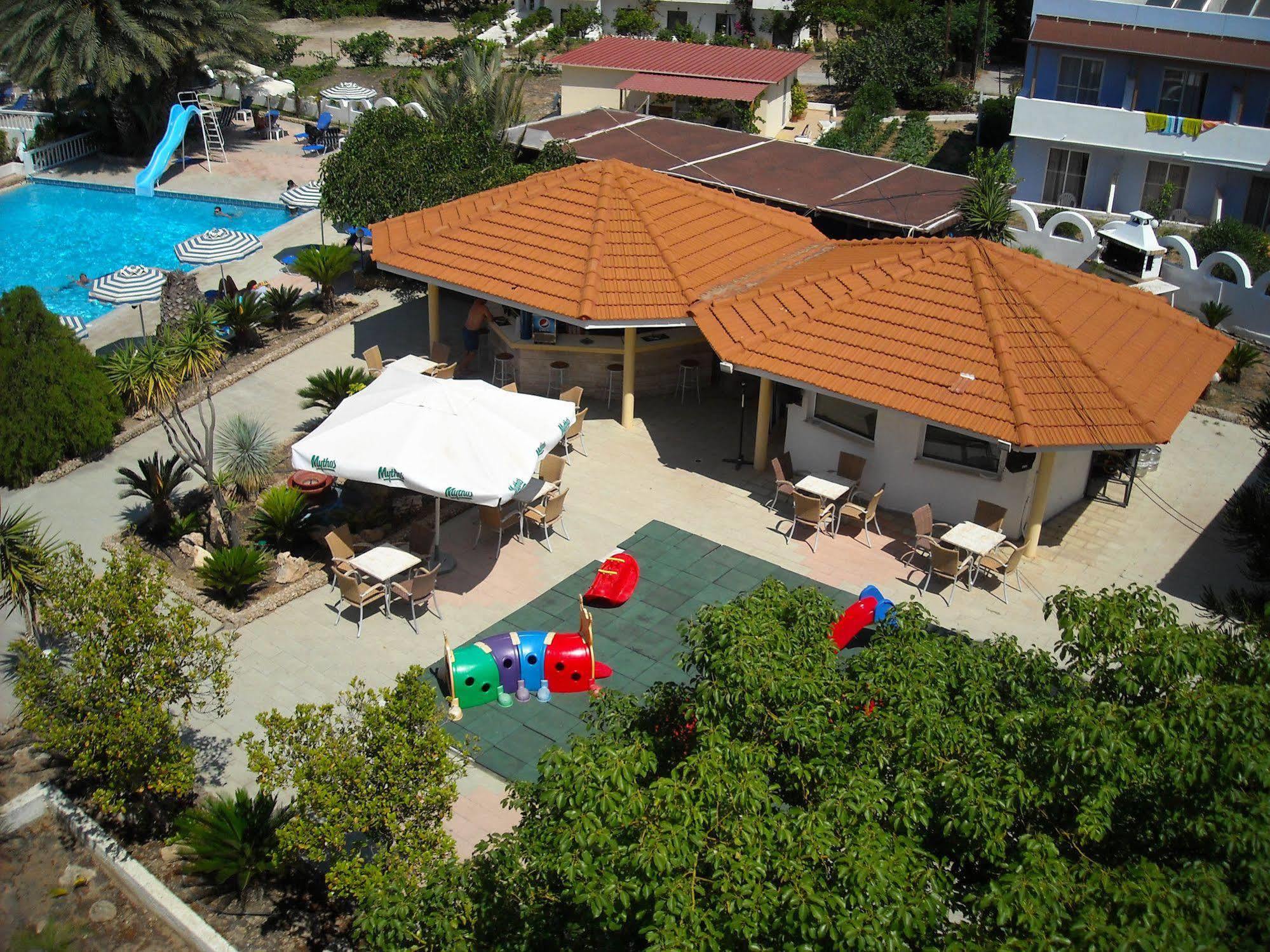 Thalia Hotel Πεύκος Εξωτερικό φωτογραφία